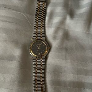 Vintage Gucci watch
